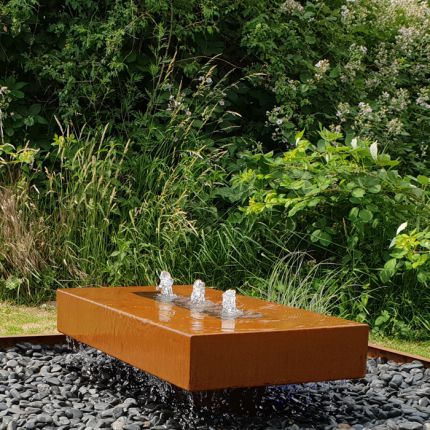 Gartenbrunnen aus Cortenstahl Modell Generation X M3