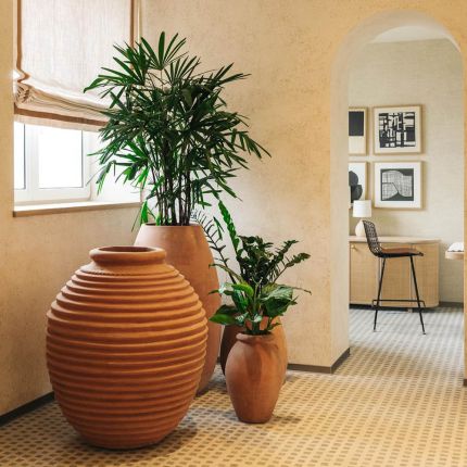 Terracotta Vase Camillo