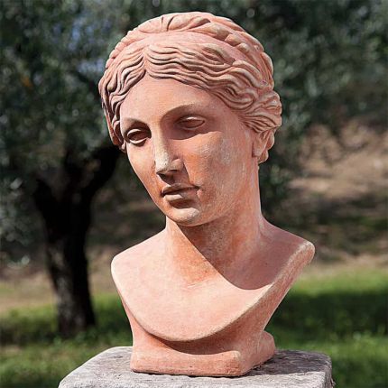 Terrakotta Figur "Dame" Bild 1
