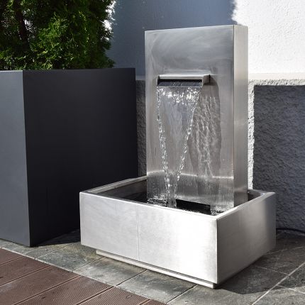 Terrassenbrunnen Edelstahl Wasserfall Aquafall 03