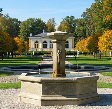 gartenbrunnen-antike-massive-steinbrunnen2026